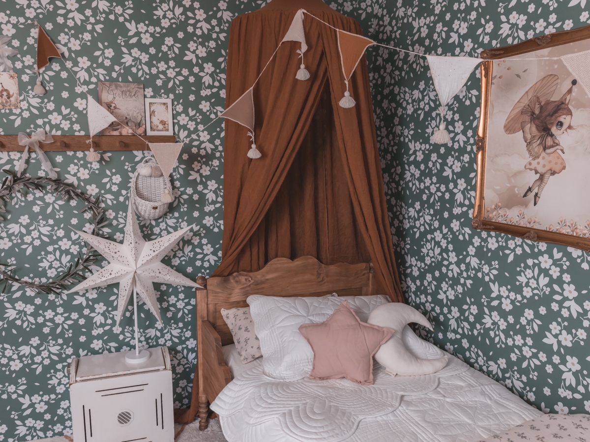 Nursery to “big girl” bedroom – Vintage dreams